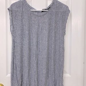 Tahari Navy and White Striped button back Cap-Sleeve Top sz M